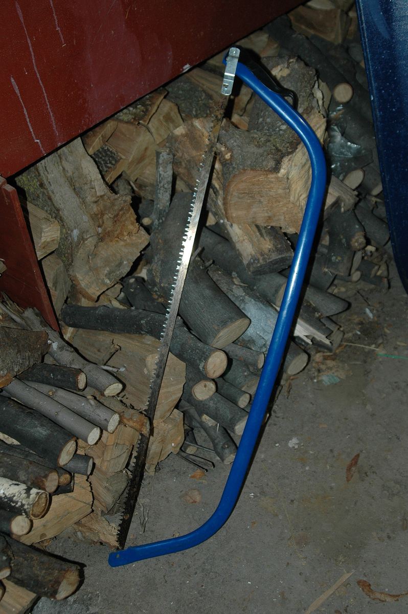Bügelsäge für Brennholz und Äste